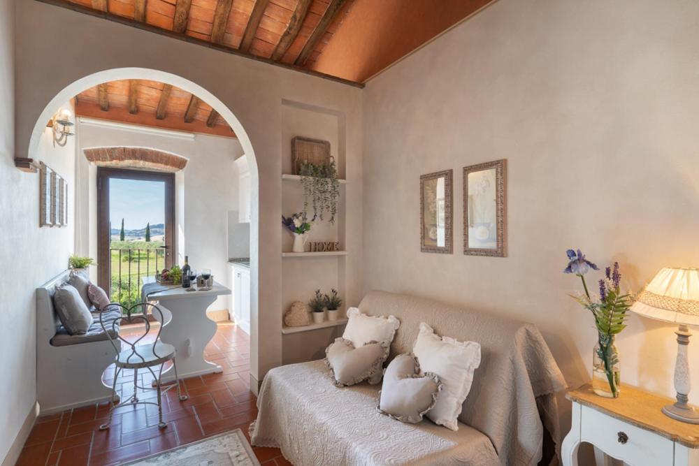 La Mandriola Villa Лаятико Стая снимка
